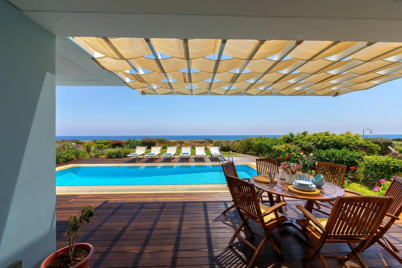 Protaras Beachfront Villa Alia Exteriör bild