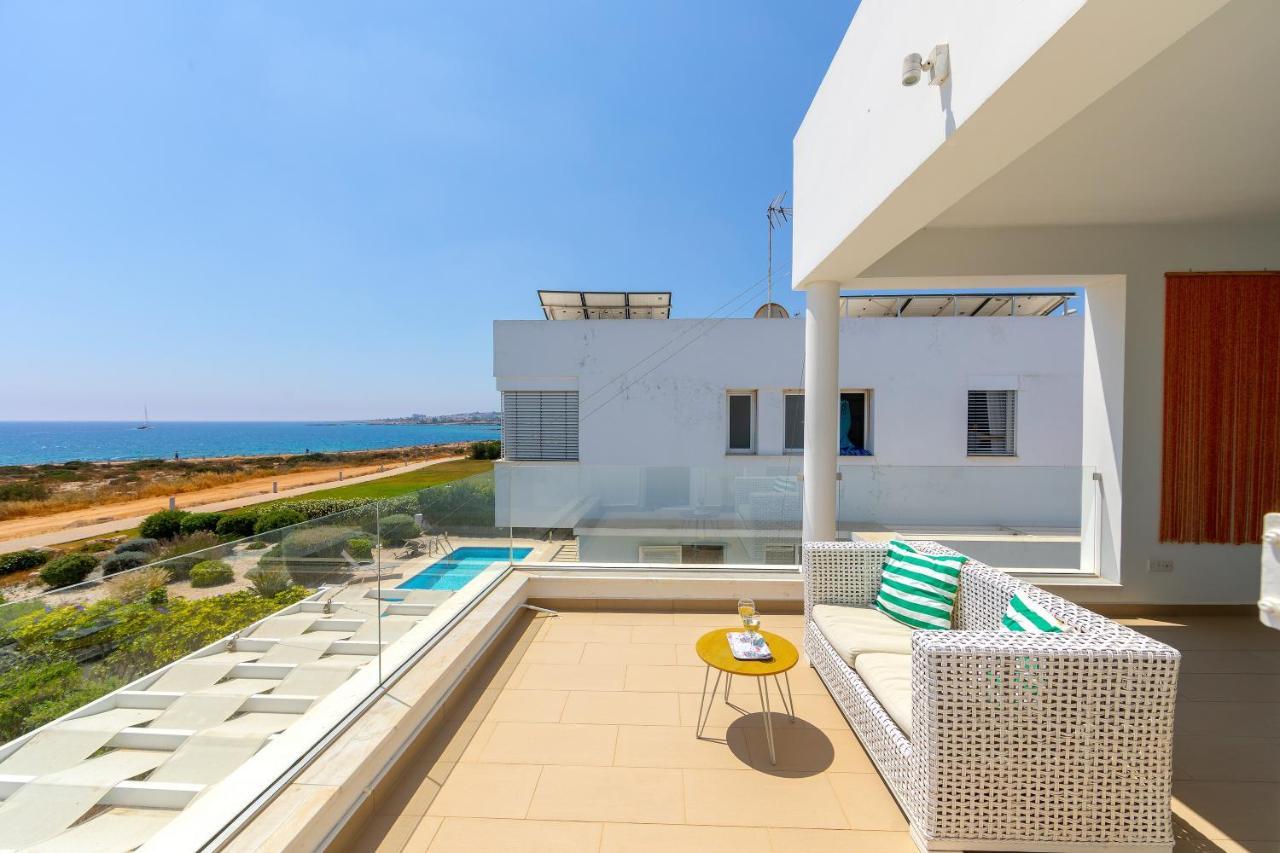 Protaras Beachfront Villa Alia Exteriör bild