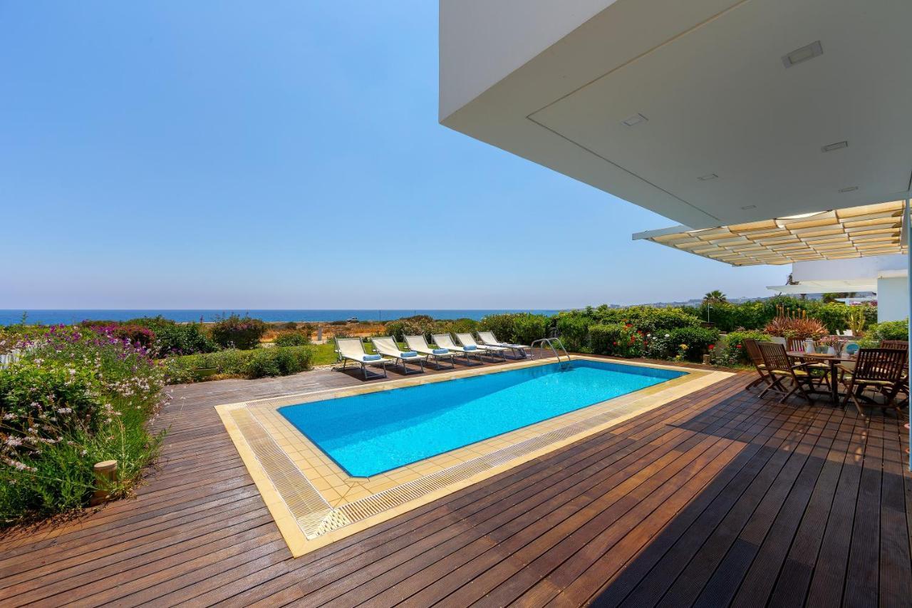Protaras Beachfront Villa Alia Exteriör bild