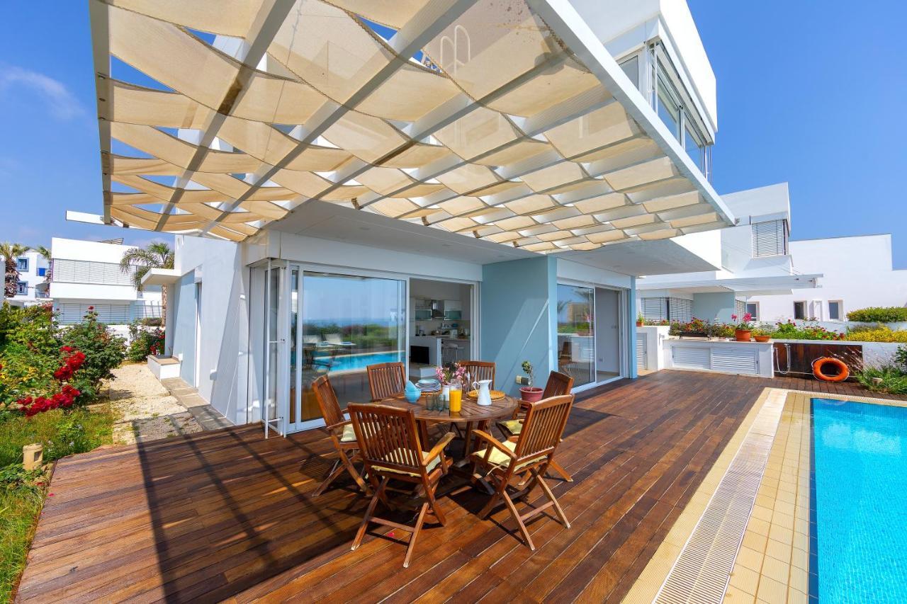 Protaras Beachfront Villa Alia Exteriör bild