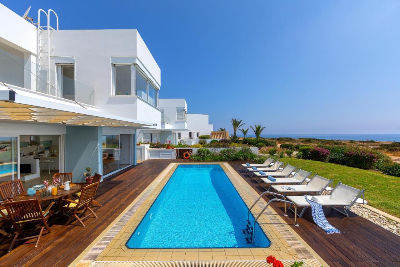 Protaras Beachfront Villa Alia Exteriör bild