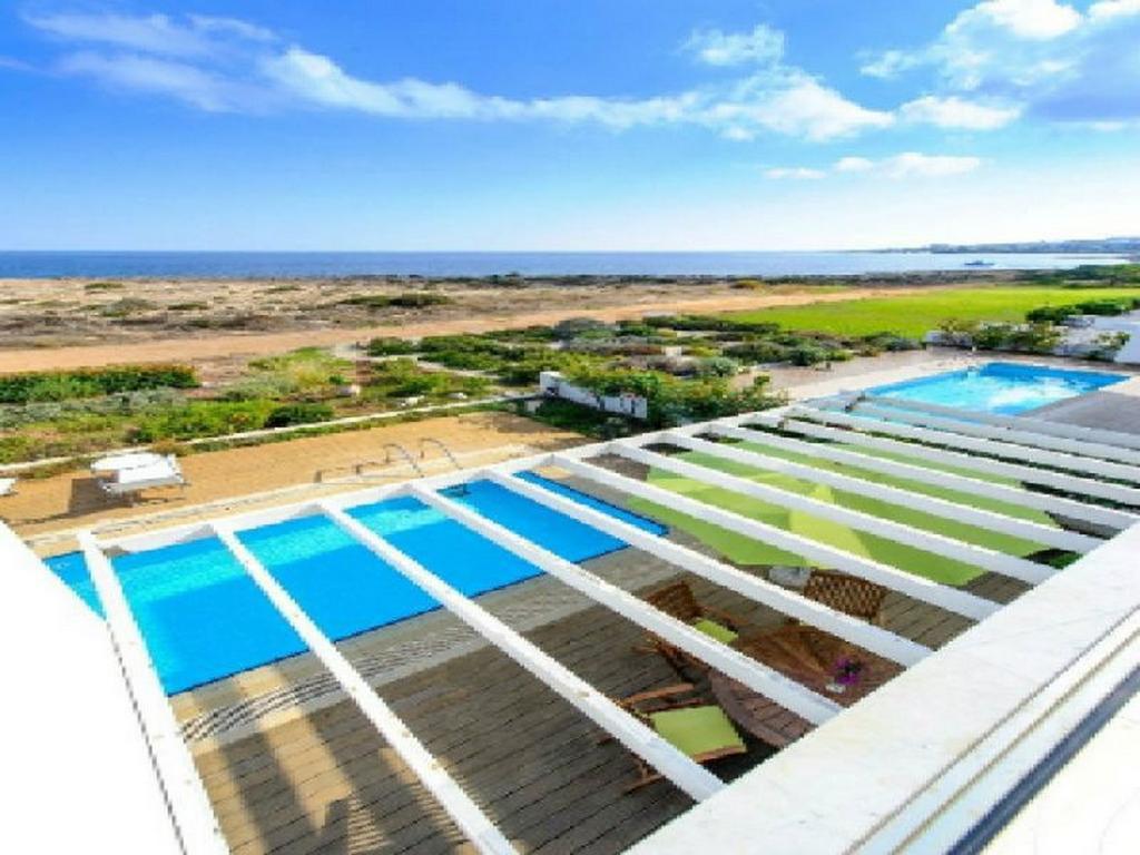 Protaras Beachfront Villa Alia Exteriör bild